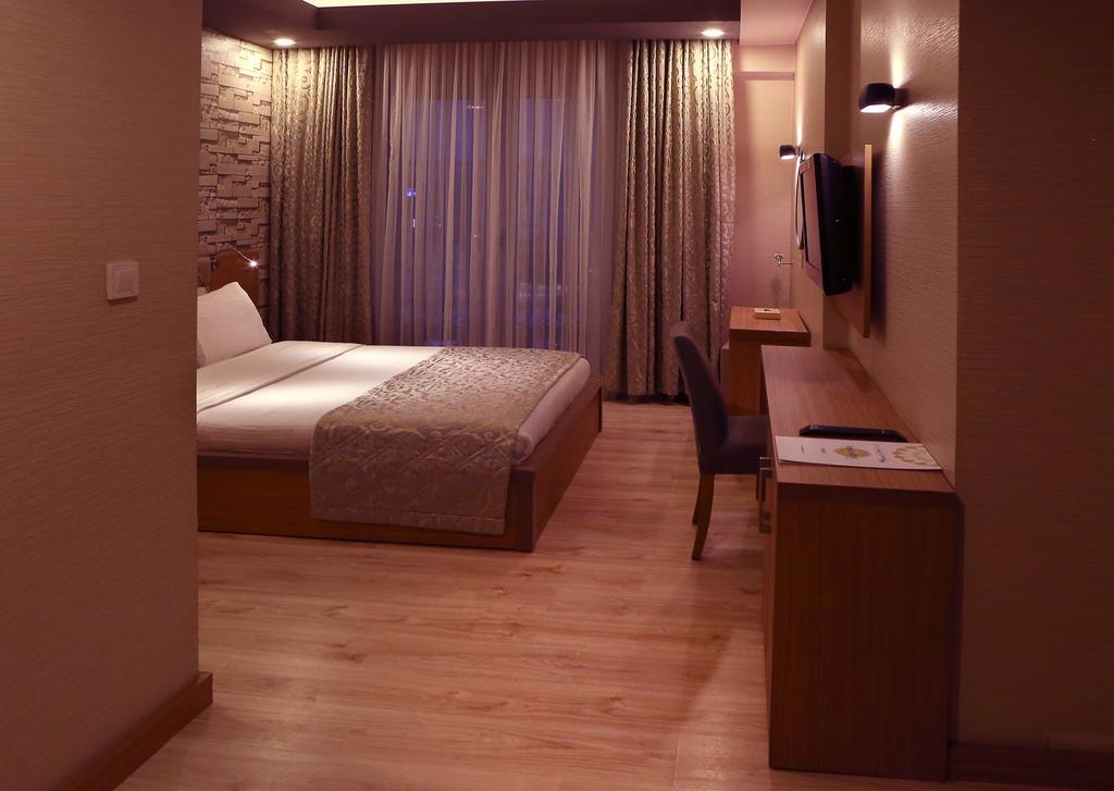 Imperial Park Hotel Izmit Exterior photo