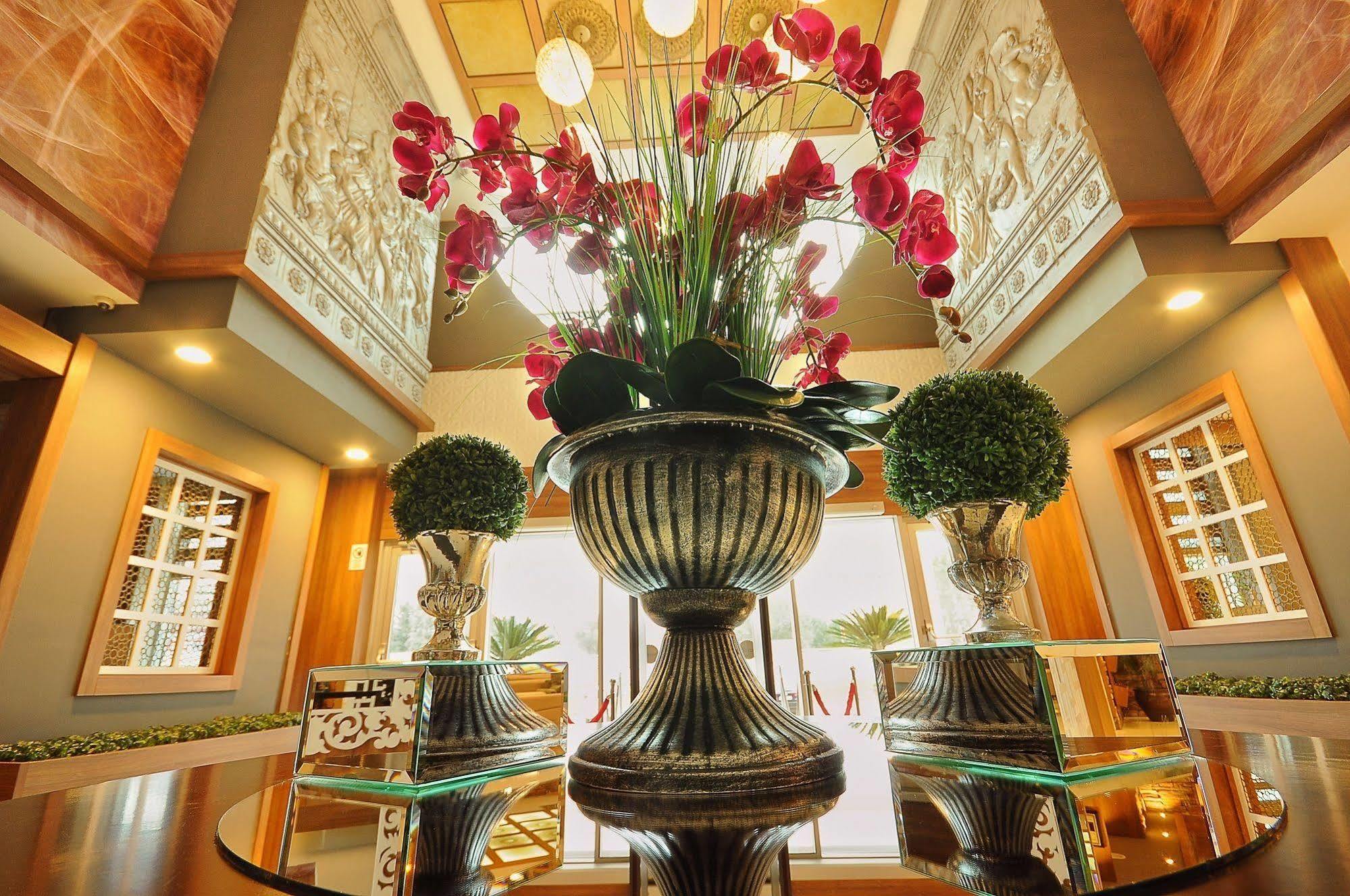 Imperial Park Hotel Izmit Exterior photo